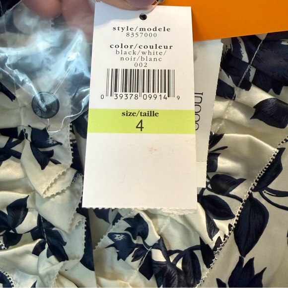 Cynthia Steffe V-Neck Peplum Blouse Navy Ivory Floral Ruffle 100% Silk - Picture 5 of 6